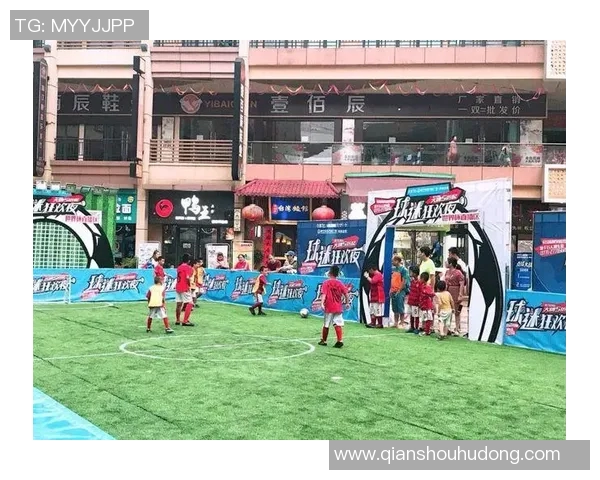 耐克铁笼足球明星球员展现实力与激情引领街头足球新风潮